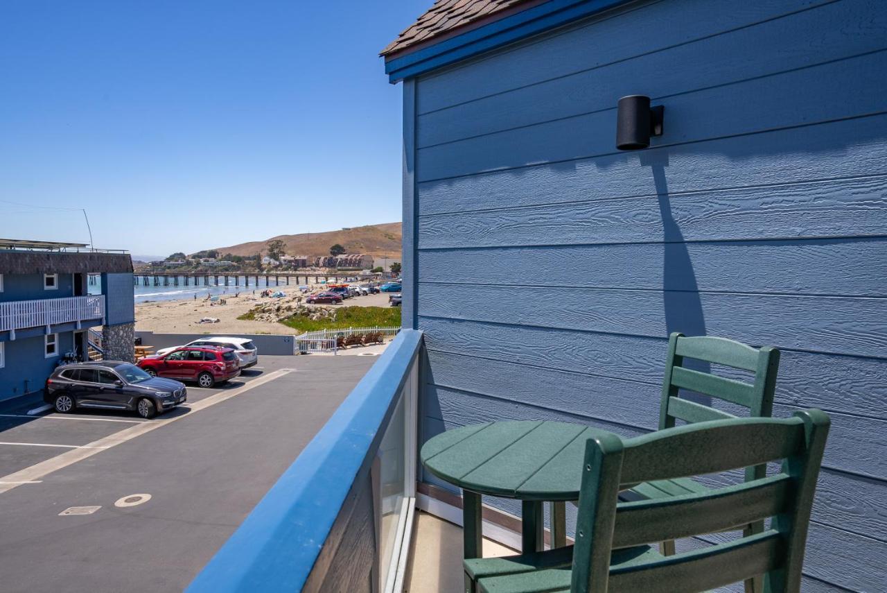 Shoreline Inn...on The Hotel 3*